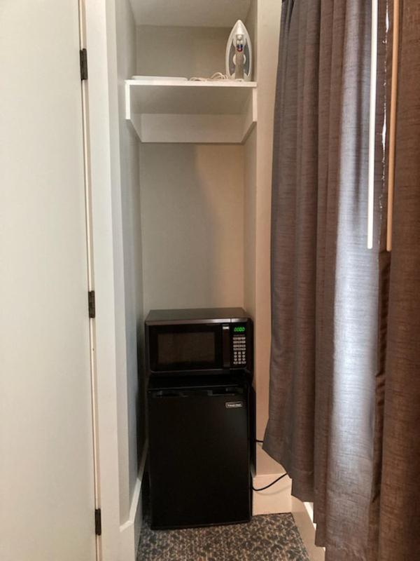 Country Squire Inn And Suites 뉴홀란드 외부 사진