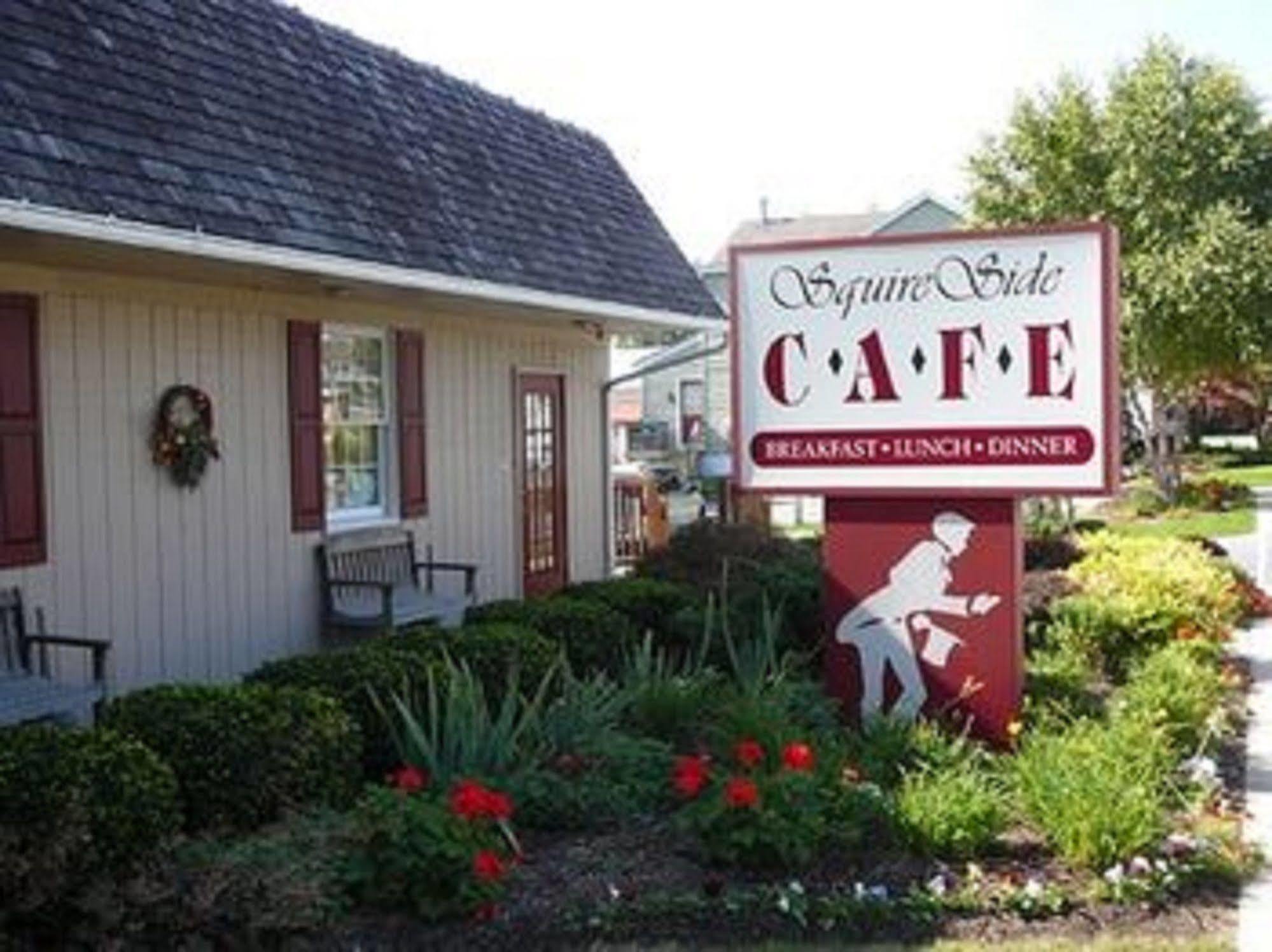 Country Squire Inn And Suites 뉴홀란드 외부 사진